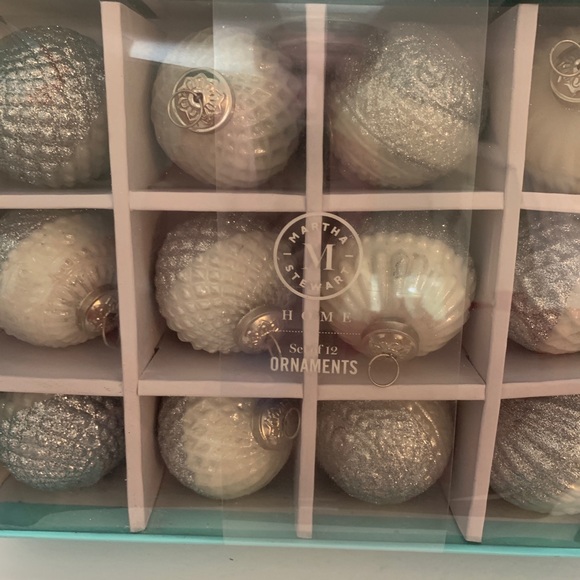 Martha Stewart Christmas Ornaments White And Silver Glitter Ornaments Set Of 12 - Picture 13 of 13